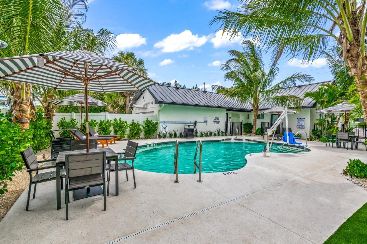 The Retreat At Anna Maria Island Inn 布雷登顿海滩 外观 照片