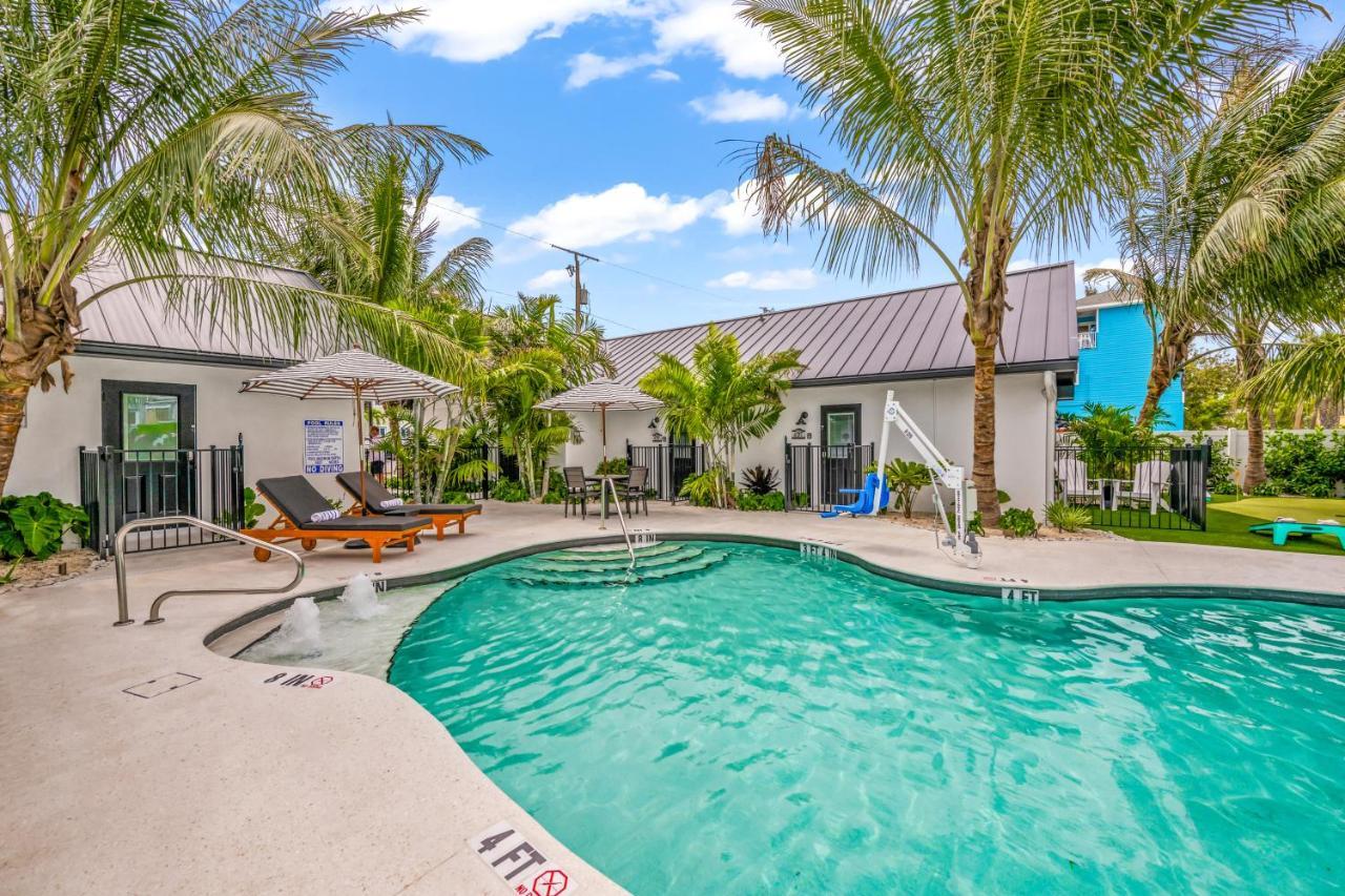 The Retreat At Anna Maria Island Inn 布雷登顿海滩 外观 照片